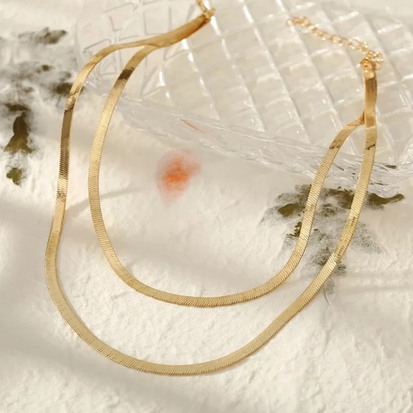 NEW 18k Gold Plated Double-Layered Snake Necklace - Picture 4 of 6